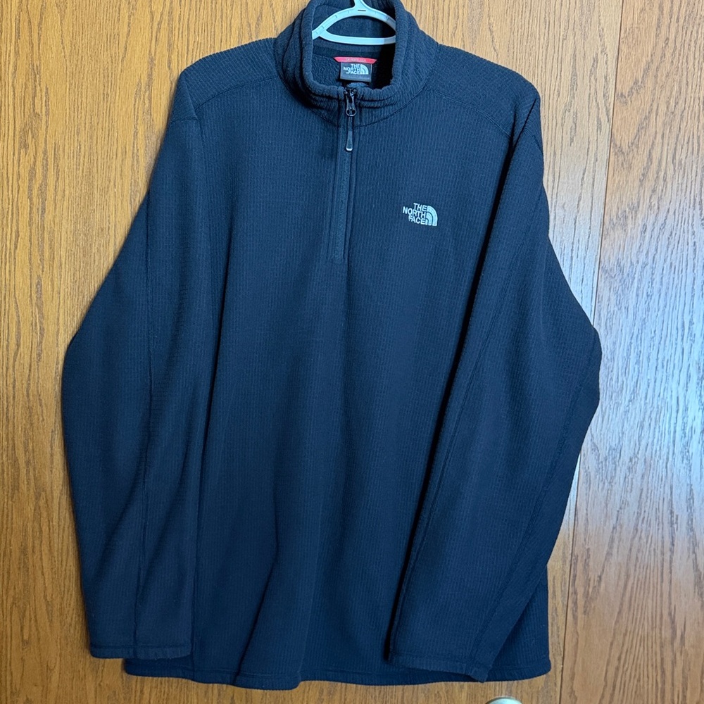 The North Face Black Quarter-Zip Pullover